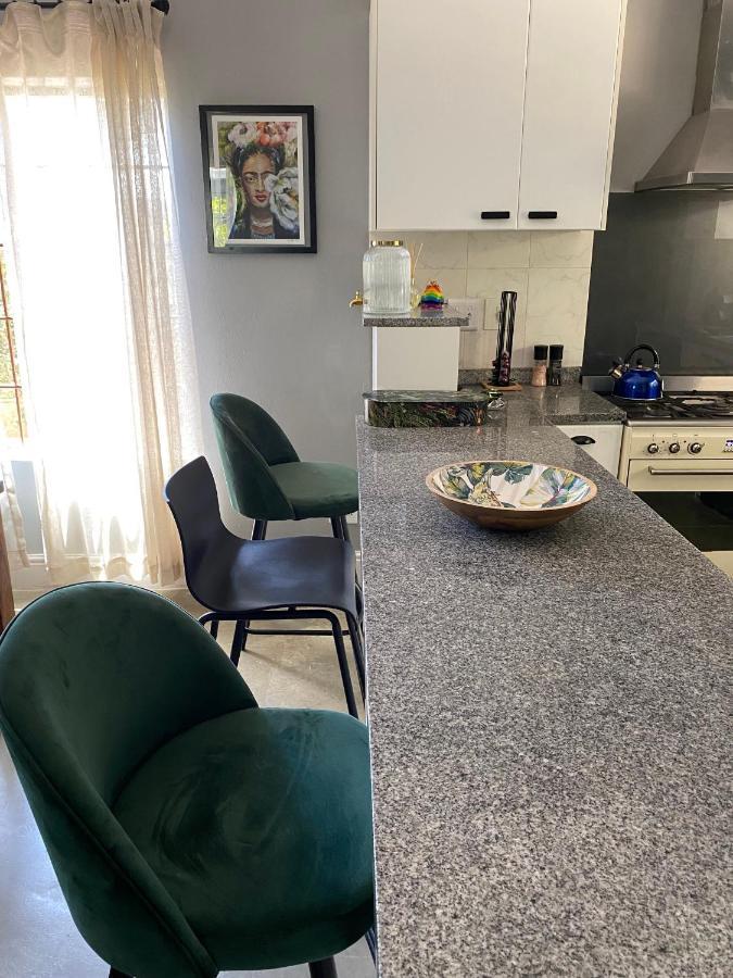 فيلا Cosy And Unique Family Retreat In Hout Bay كيب تاون المظهر الخارجي الصورة